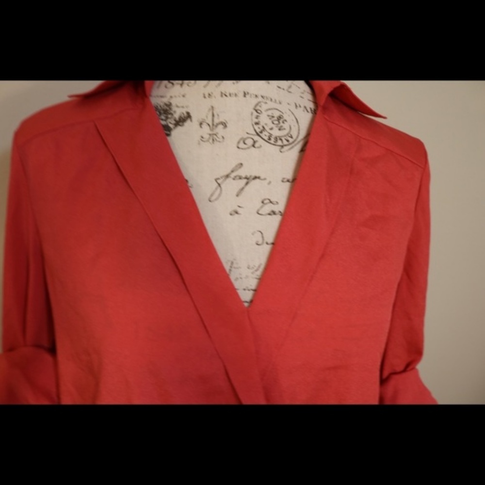 Gianni Bini roll up v-neck pink button up blouse - Picture 5 of 5